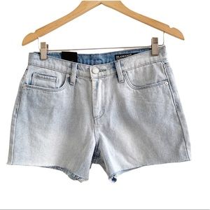 Blank NYC Fulton Roll Up Shorts NWT Size 28 Light Wash